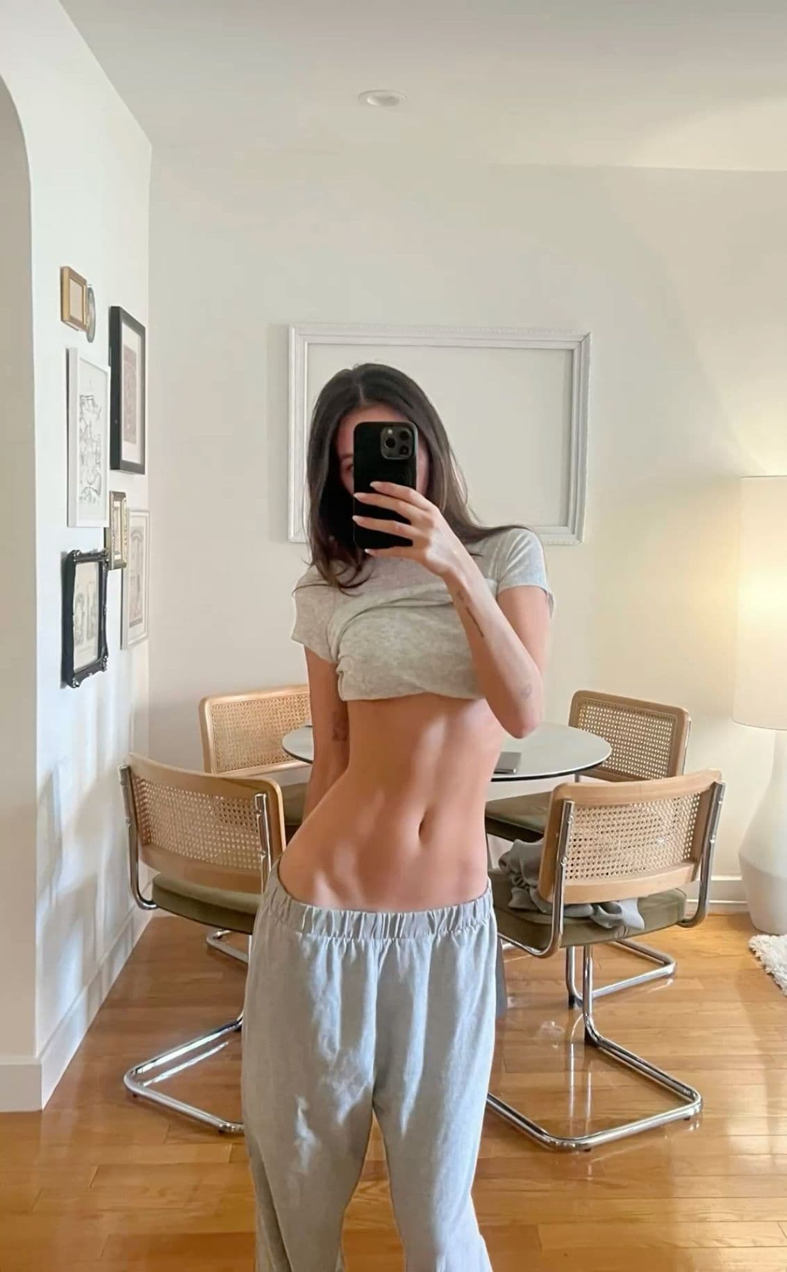İpek Escort İstanbul - Fotoğraf 1 / 1