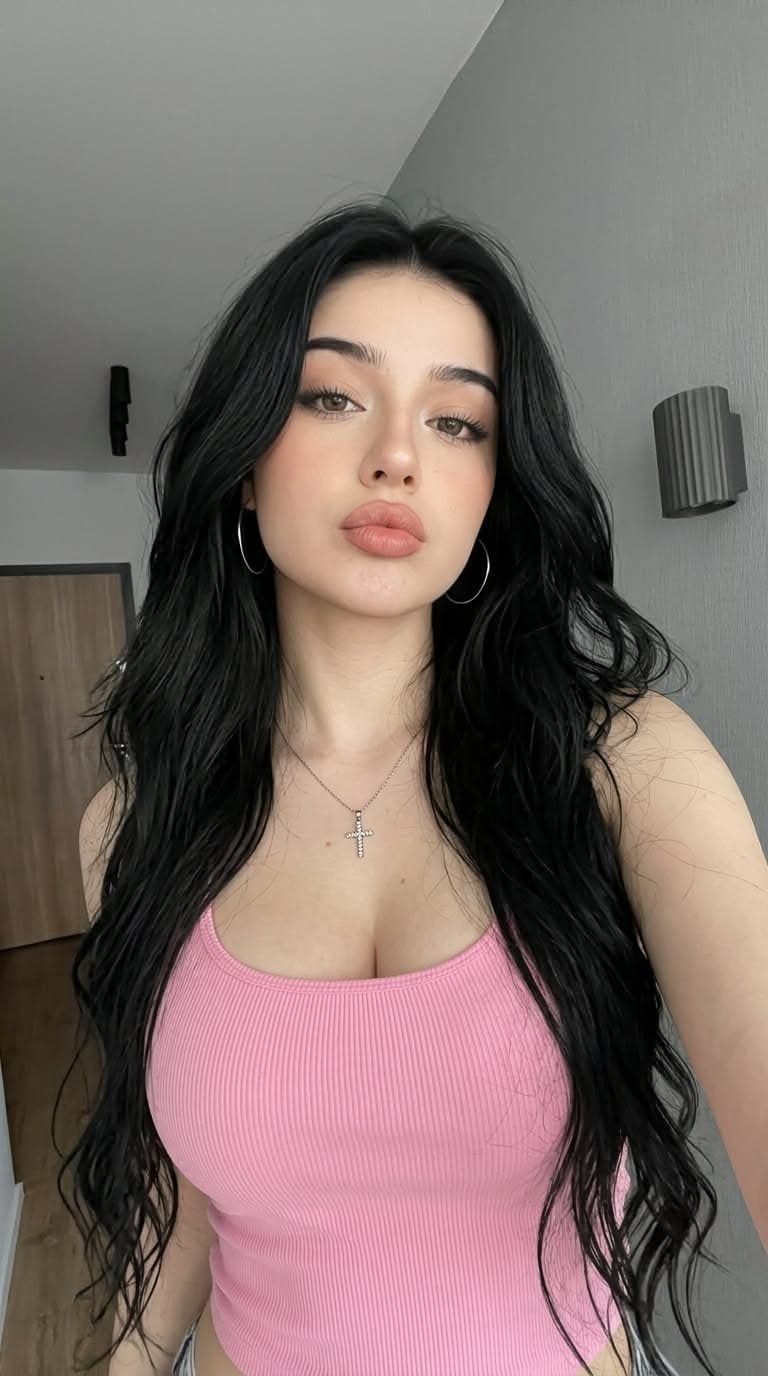Sena Escort İstanbul - Fotoğraf 1 / 1
